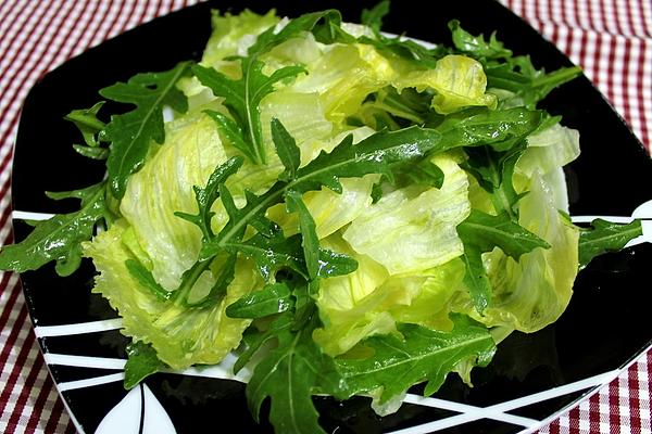 Iceberg and Arugula Salad