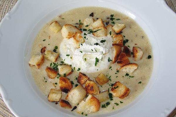 Innsbruck Garlic Cream Soup