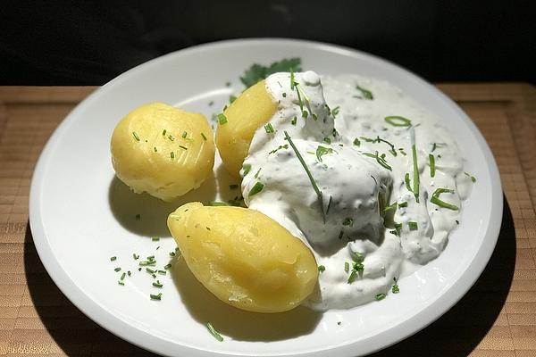 Jacket Potatoes with Spring Quark
