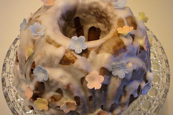 Juicy and Fruity Lemon Cake