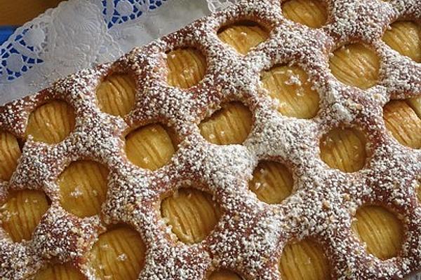 Juicy Apple Pie from Tray