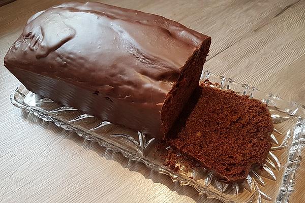 Juicy Banana Nut Cake