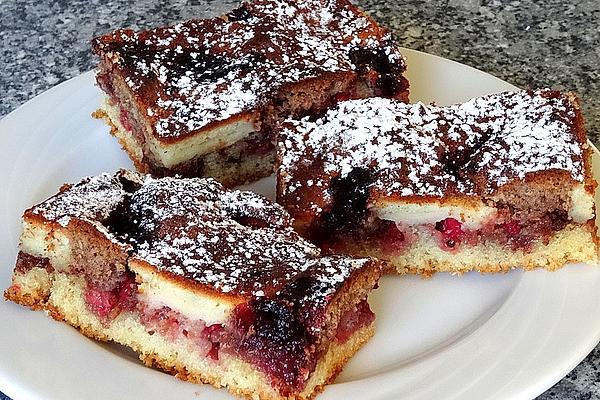 Juicy Blob Cake with Currants