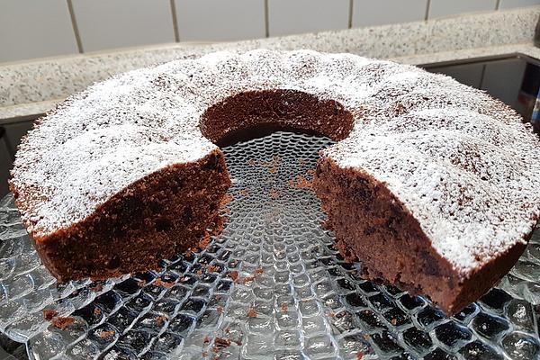 Juicy Red Wine Cake