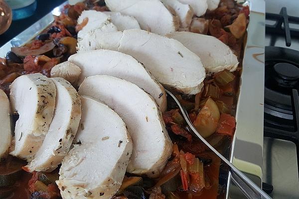 Juicy Roast Turkey with Vegetables À La Provence
