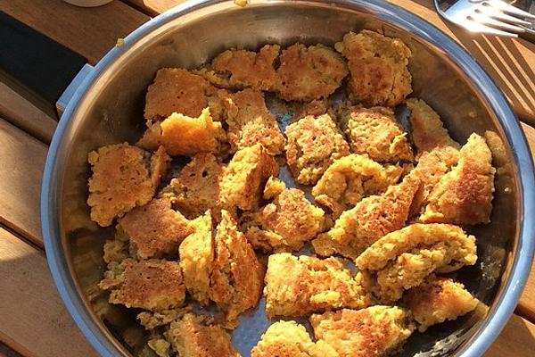 Kitten`s Kaiserschmarrn with Oat Flakes