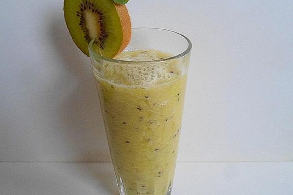 Kiwi and Banana Drink
