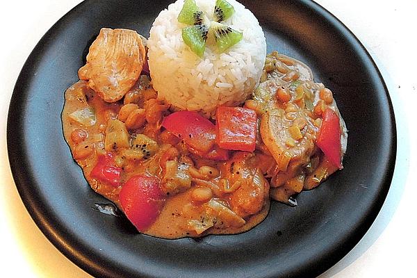 Kiwi and Peanut Chicken Pan with Coconut Sauce