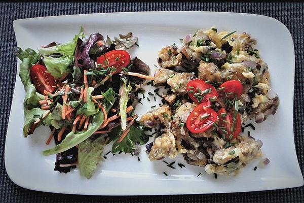 Knödelgröstl with Cheese and Egg