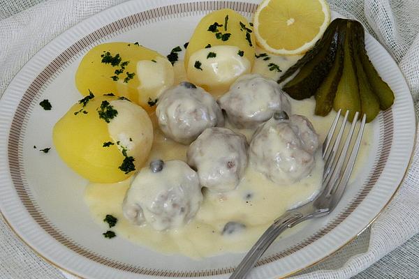 Königsberger Klopse in Wilhelmshaven Style