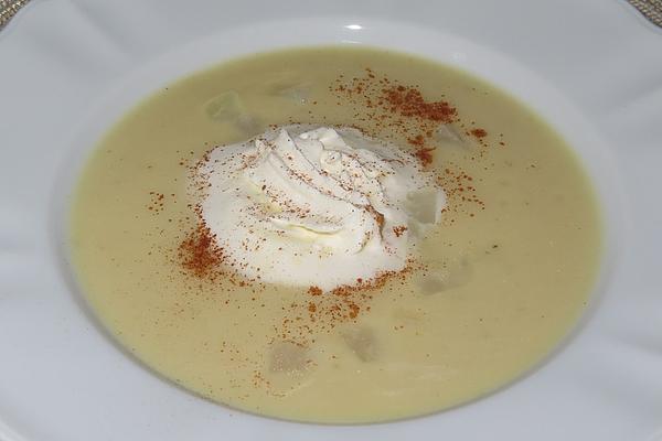 Kohlrabi and Cinnamon Soup