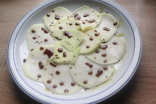 Kohlrabi – Carpaccio with Pumpkin Seed Oil
