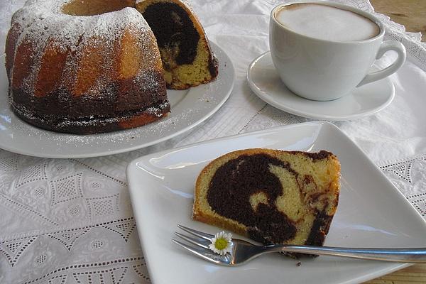 Laras Cappuccino – Vanilla Marble Cake