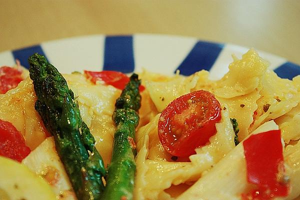 Lemon Noodles with Asparagus