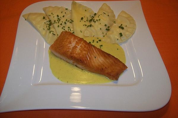 Lemon Sauce with Fried Fish Fillet