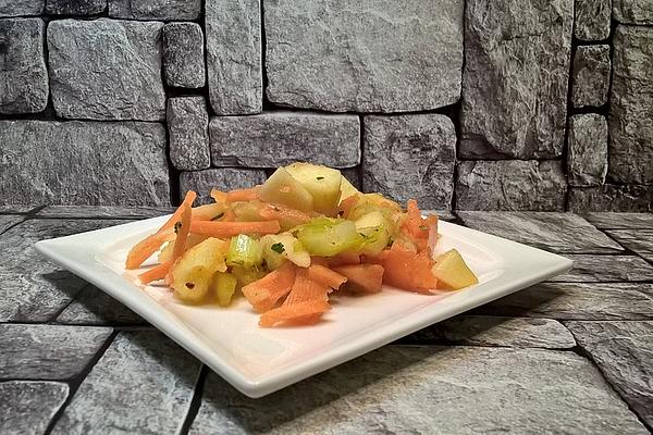 Leona`s Carrots – Celery – Salad