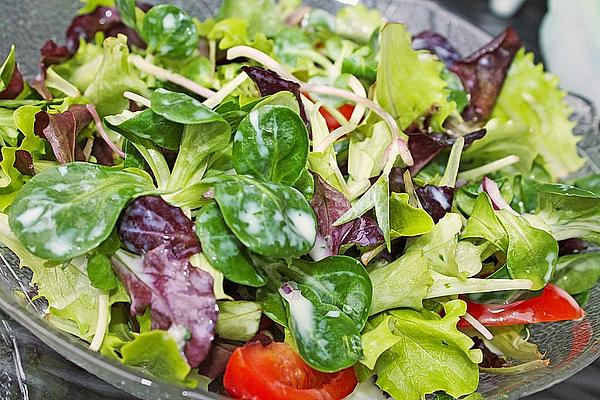 Light Buttermilk Dressing
