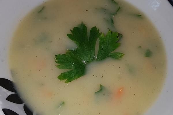 Light Kohlrabi Soup À La Mama