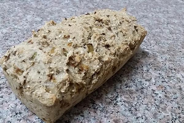 Light Zucchini and Onion Bread