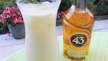 Passion Fruit Liqueur À La Claudi