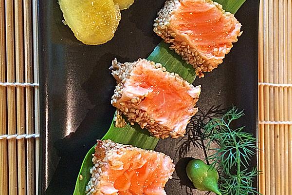 Lukewarm Salmon Fillet Wrapped in Sesame Seeds Like Sashimi