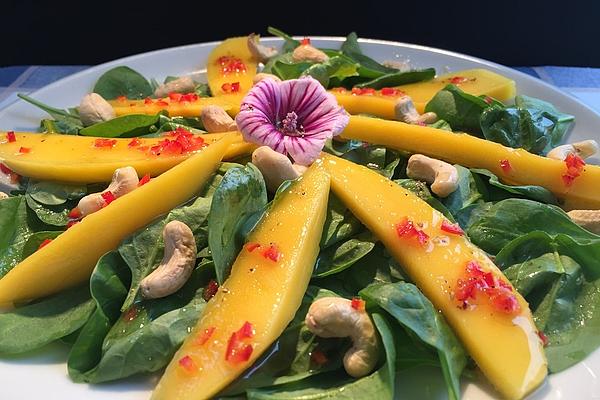 Mango and Spinach Salad