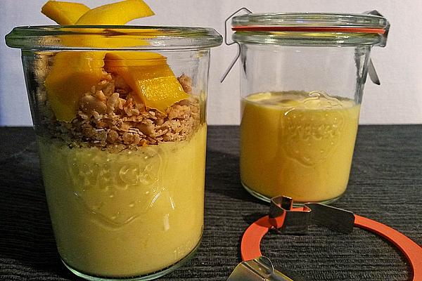 Mango Yogurt Muesli