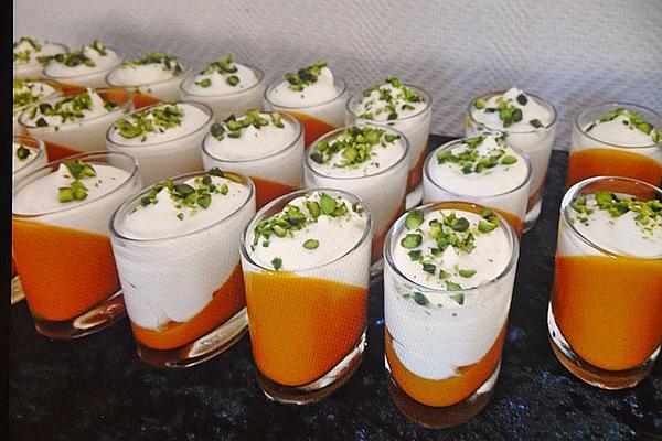 Mangomus with Mascarpone Cream