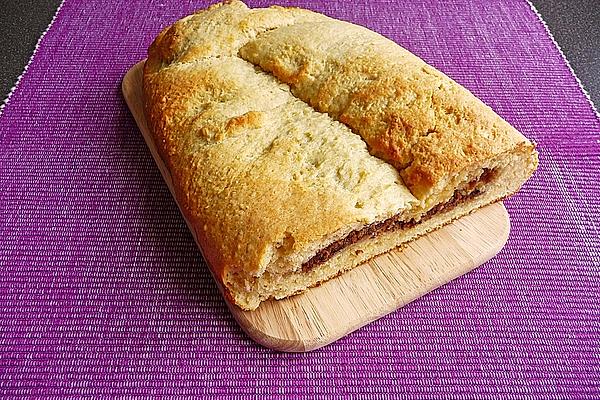 Marzipan-Nutella-Amaretto-Speculoos Stollen