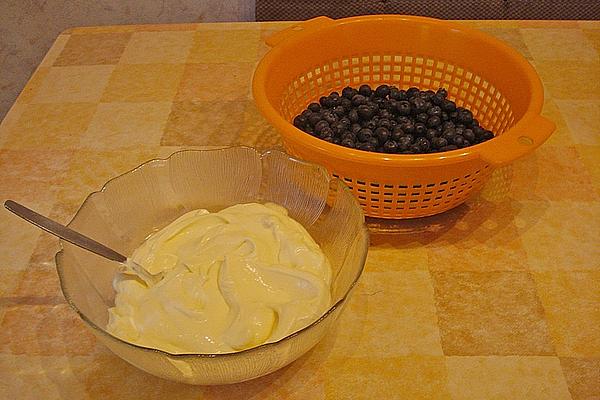 Mascarpone Cherry Cream