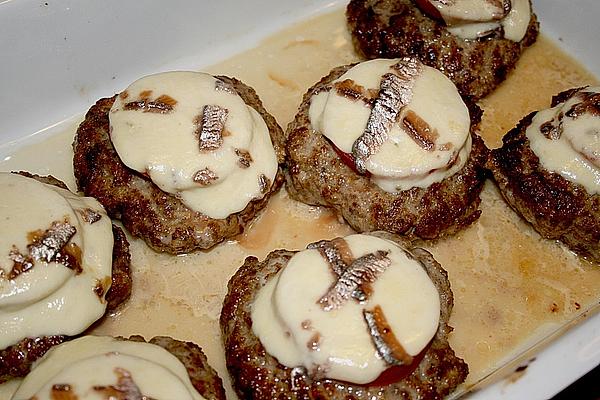Meatballs with Mozzarella and Tomatoes