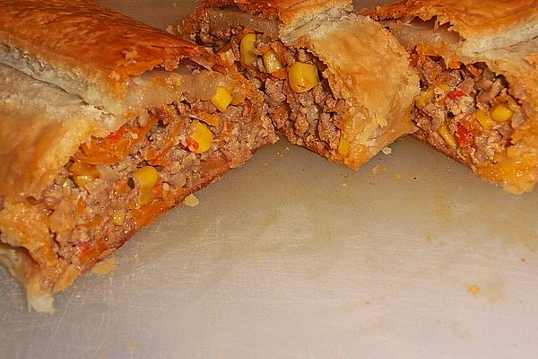 Mexican Style Minced Meat Strudel