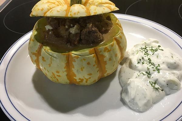 Microwave Pumpkin with Minced Meat Filling