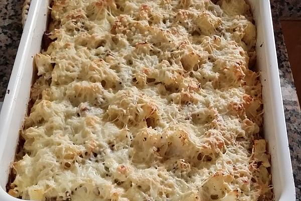 Minced Meat Casserole with Broccoli and Cauliflower