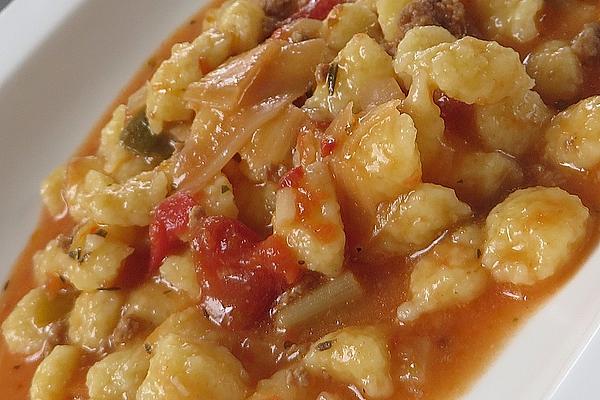 Minced Meat – Leek – Sauce