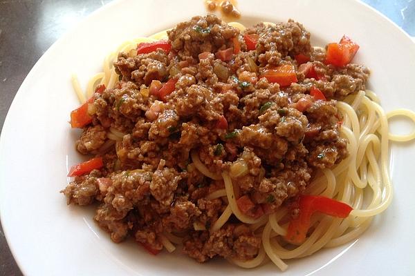 Minced Meat – Paprika – Sauce