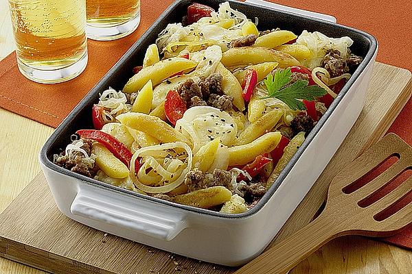 Minced Meat – Sauerkraut – Casserole with Potato Noodles