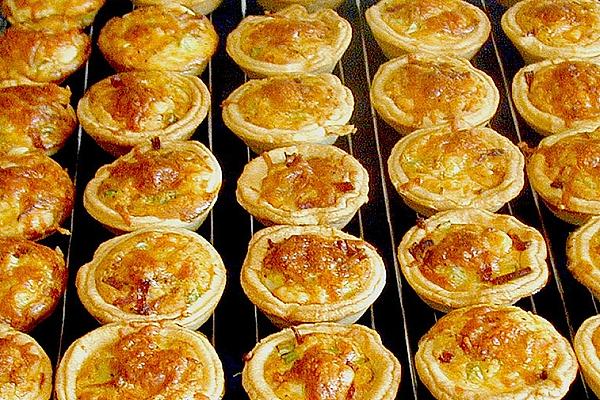 Mini Tarts with Pumpkin Cream