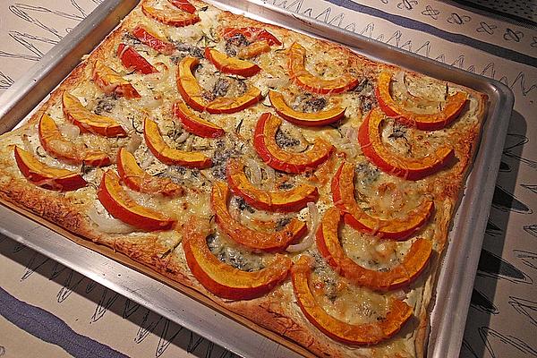 Miris Vegetarian Pumpkin Pizza