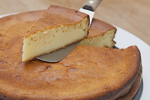 Moist, Bottomless Cheesecake