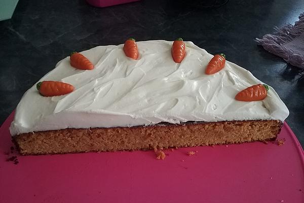 Moist Carrot Cake with Cream Cheese Topping