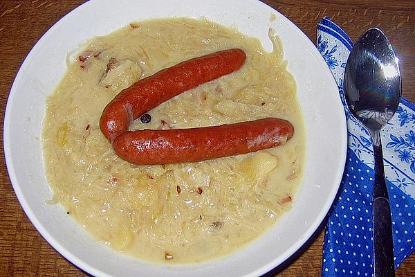 Mommy`s Hearty Sauerkraut Pot