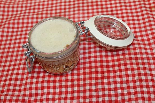 Muesli with Banana Foam