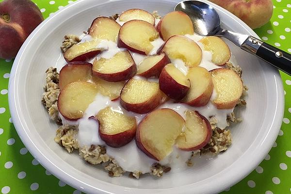 Muesli with Fruit Yogurt and Fresh Peach