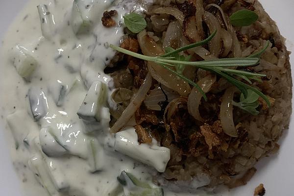 Mujaddara – Delicious Arabic Lentil Rice Dish with Yogurt Sauce
