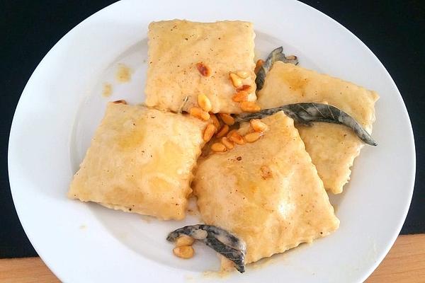 Mushroom – Pumpkin – Ravioli with Sage Butter