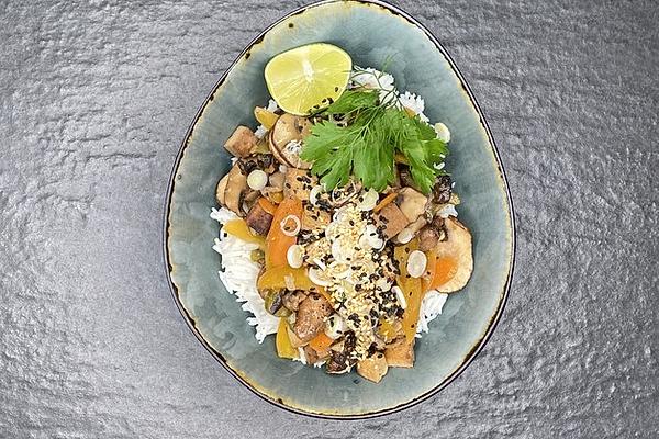 Mushroom Ragout with Smoked Tofu