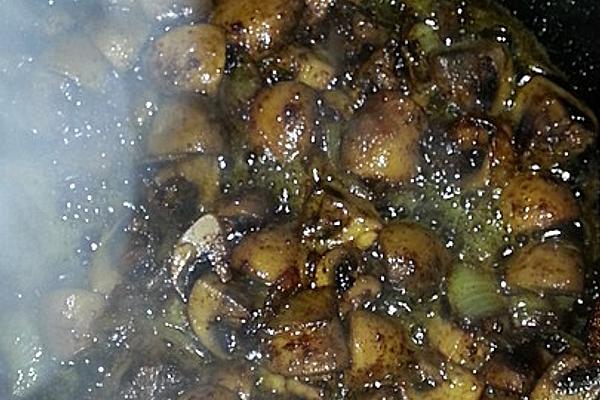 Mushrooms in Garlic Sauce