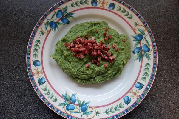 Nettle and Potato Vegetables