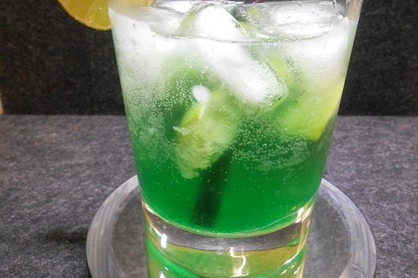 Non-alcoholic Ginger Woodruff Cocktail